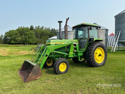 John Deere 4430 Hinterradtraktor