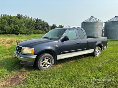 Ford F-150 XLT 4x2 Extended Cab بيك اب