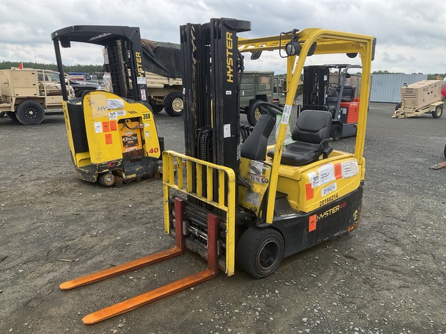 Hyster J40XNT Electric Forklift