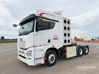 2023 ELAM 430G CNG 6x4 Tractocamion con Dormitorio / T/A Cabover w/ Sleeper