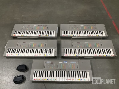 (5) Yamaha MIE-1 Portable Keyboards