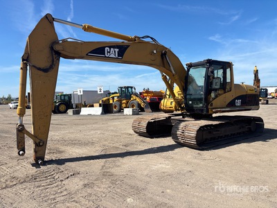 2005 Cat 320C L 油圧ショベル