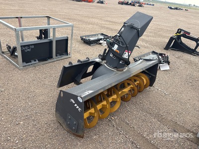 2007 FCC 72 in 6 ft Skid Steer Snowblower