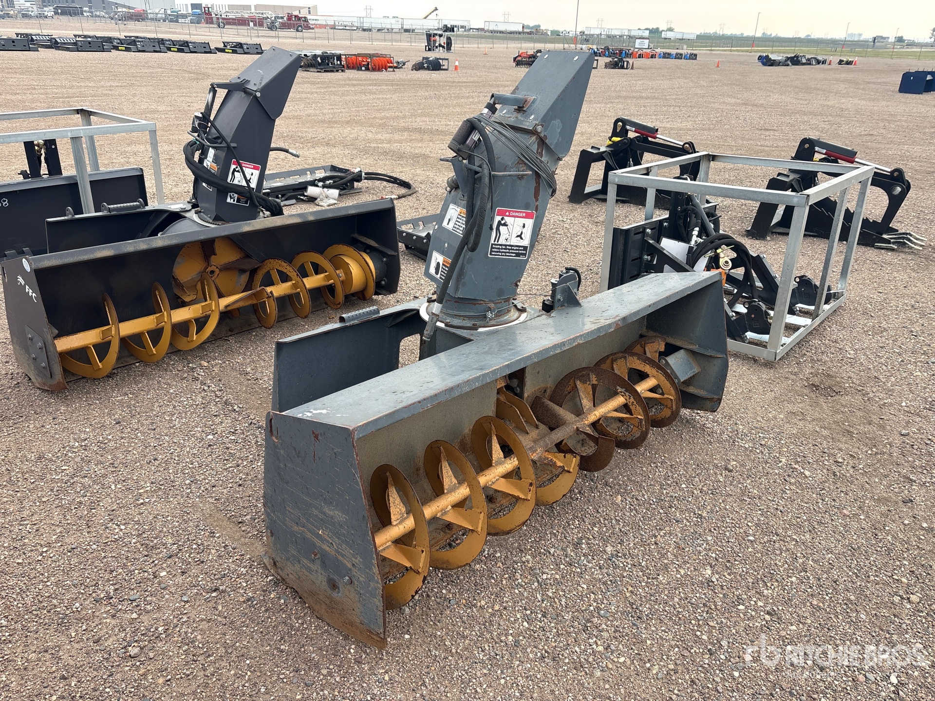1997 FCC 72 in 6 ft Skid Steer Snowblower