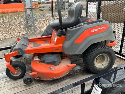 Husqvarna Z45 46 in Tondeuse à gazon