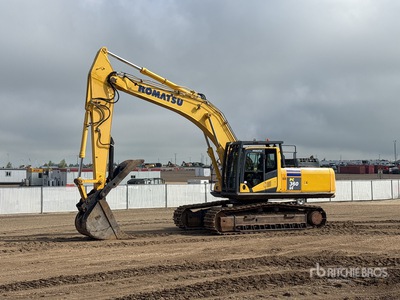 2013 Komatsu PC 360 LC-10 Tracked Excavator