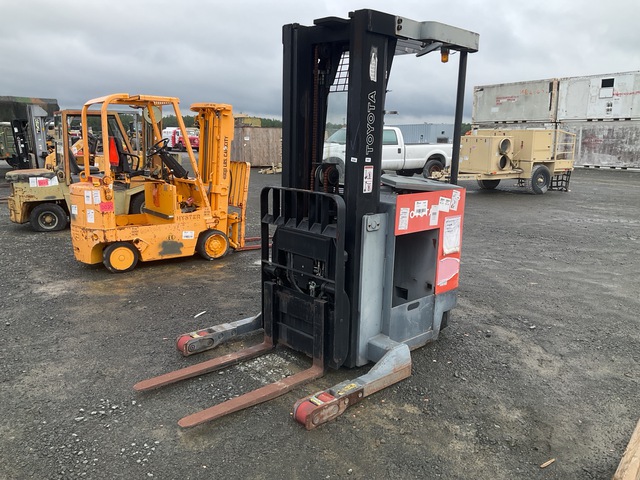Toyota 6BRU23 Electric Forklift