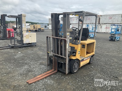 Cat 2EC25 Electric Forklift