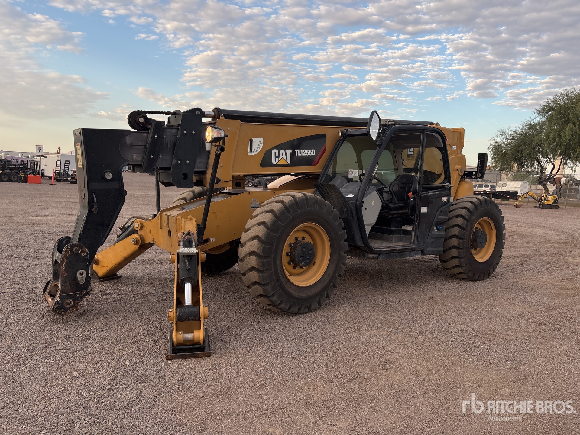 2017 Cat TL1255D Telehandler