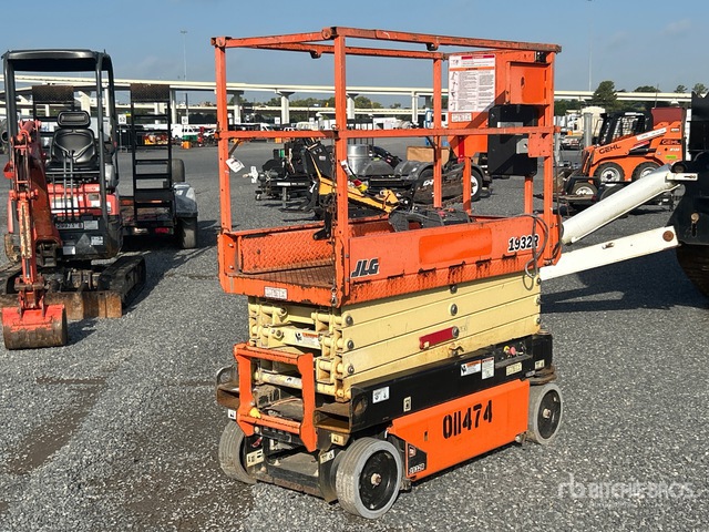 2017 JLG 1932R Electric Scissor Lift