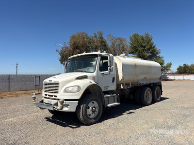 2018 Freightliner M2 106 4x2 散水車