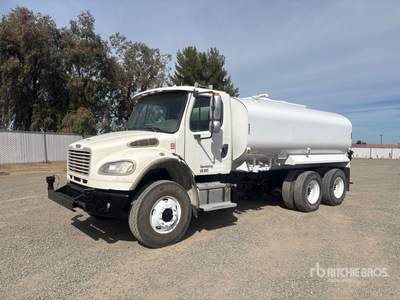 2018 Freightliner M2 106 6x4 Camion à eau