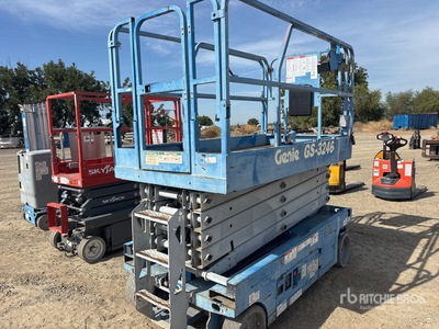 2015 Genie GS-3246 Electric Scissor Lift