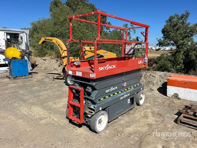 2017 Skyjack SJIII3226 Electric Scissor Lift