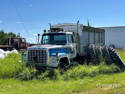 Ford 9000 Camión de granos