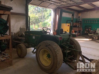 John Deere 870 2WD Utility Tractor