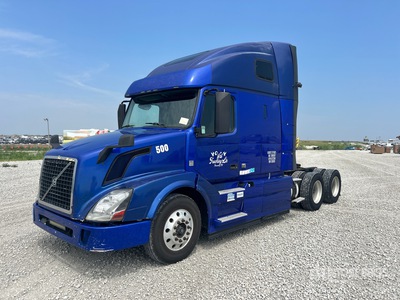 2013 Volvo VNL 6x4 T/A Sleeper Truck Tractor