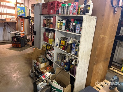 Chemicals, Lube, Filters & Cleaner Rack Divers