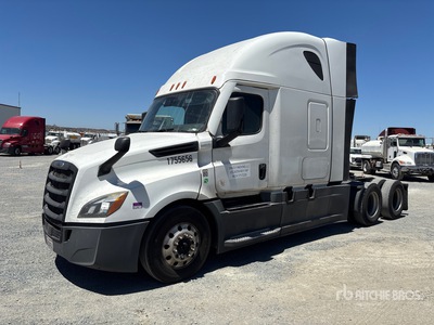 2021 Freightliner Cascadia 126 6x4 Tracteur Routier Couchette