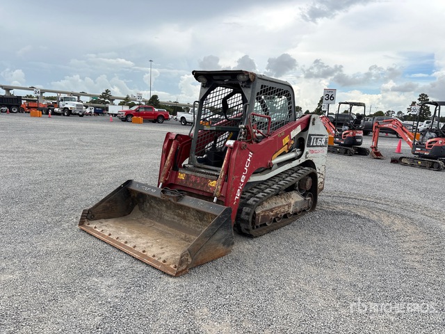 Takeuchi TL6R Two-Speed Compact Track Loader