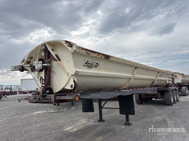 2013 Smithco SXL3-42-34 34 ft Tri/A Side Dump Trailer