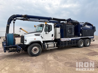 Titan Vac-Con V311LXHAEG-P on 2018 Freightliner 114SD 6x4 Vac Con Hydro ハイドロバキュームトラック
