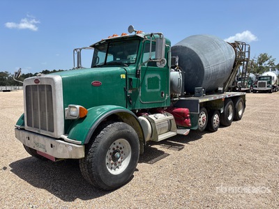 2013 Peterbilt 365 10x4 Mixer Truck