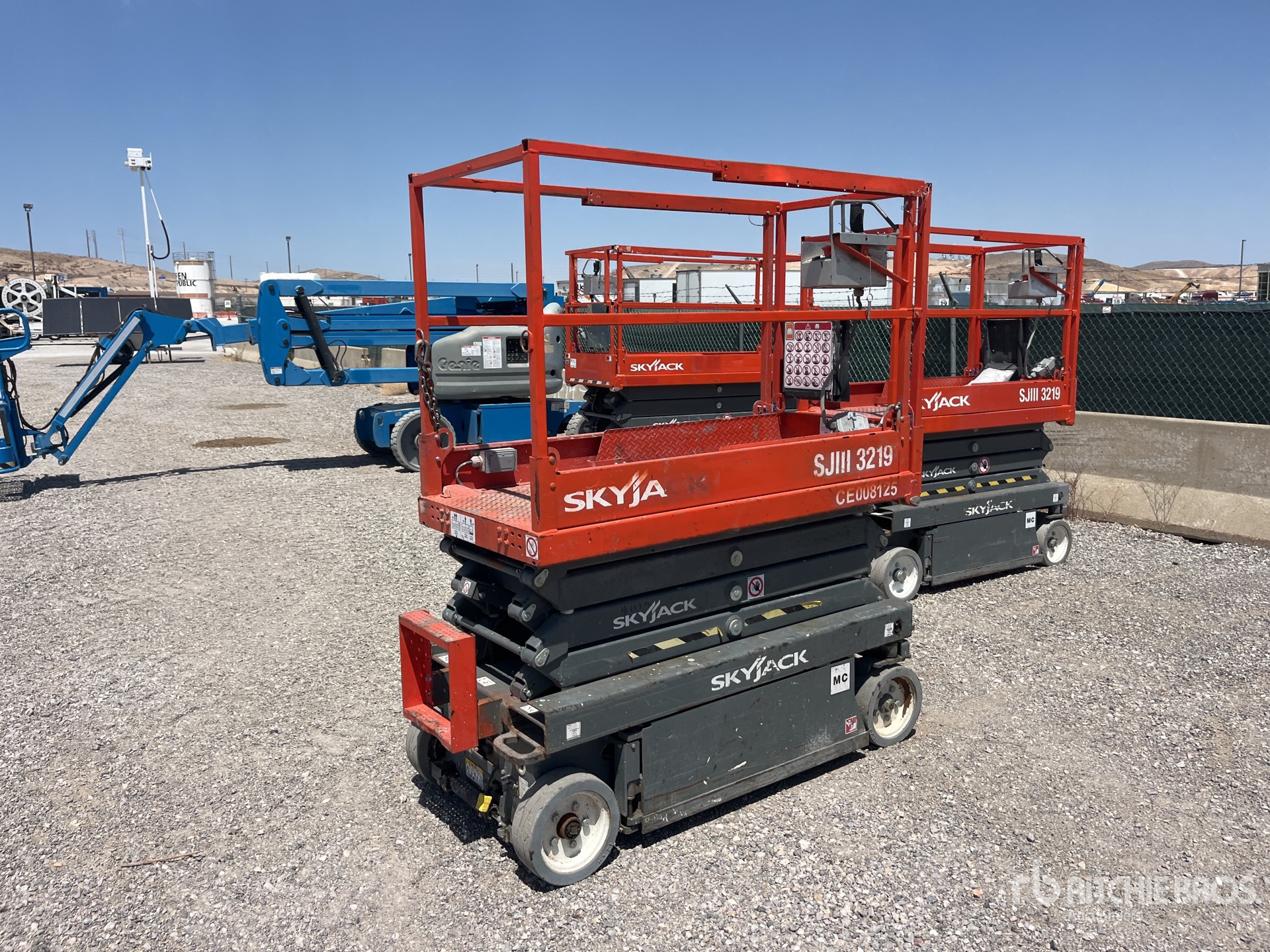 2017 Skyjack SJIII-3219 Electric Scissor Lift