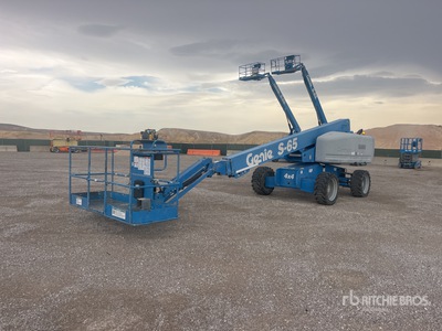 2014 Genie S-65 4WD Dual Fuel Podnośnik teleskopowy