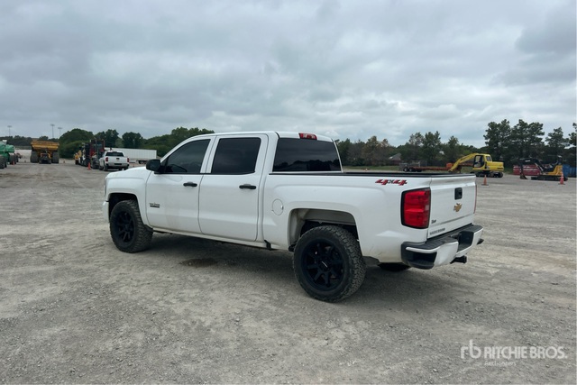 2018 Chevrolet Silverado 1500 4x4 Crew Cab Pickup