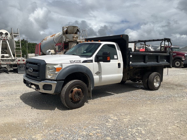 2013 Ford F-550 Super Duty XL 4x4 S/A Dump Truck