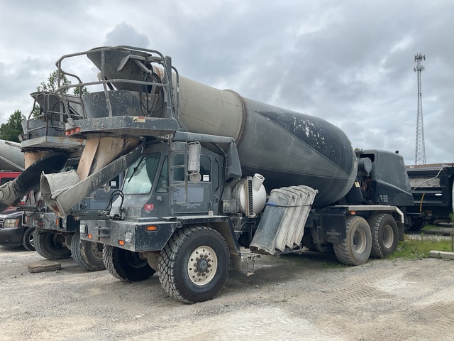 2006 Oshkosh S2346 6x6 Front Discharge Mixer Truck