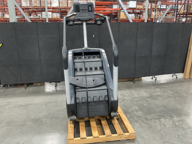 Life Fitness Stair Stepper