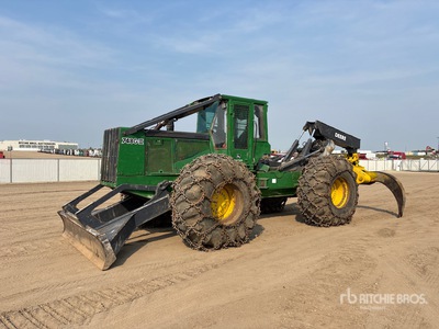2005 John Deere 748G 4x4 Płoza