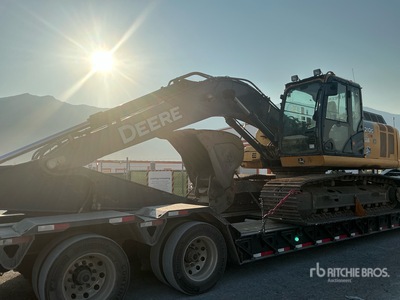 2014 John Deere 210G Tracked Excavator