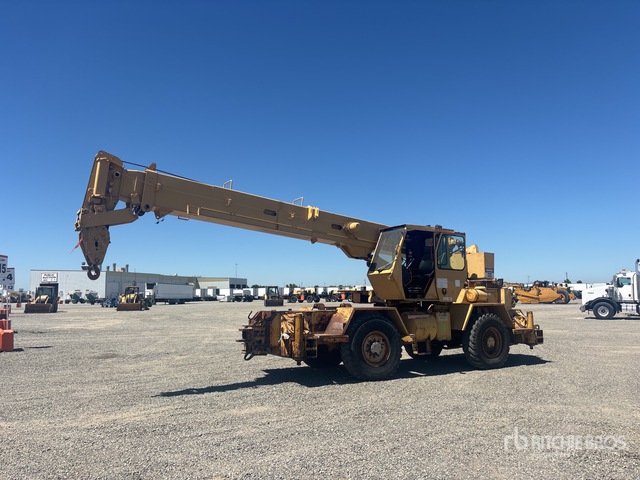 Lorain LRT200 20 ton 4x4 Rough Terrain Crane