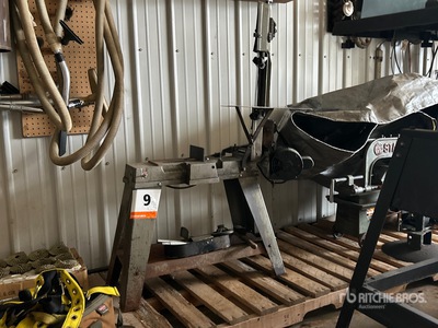 Omega Band Saw
