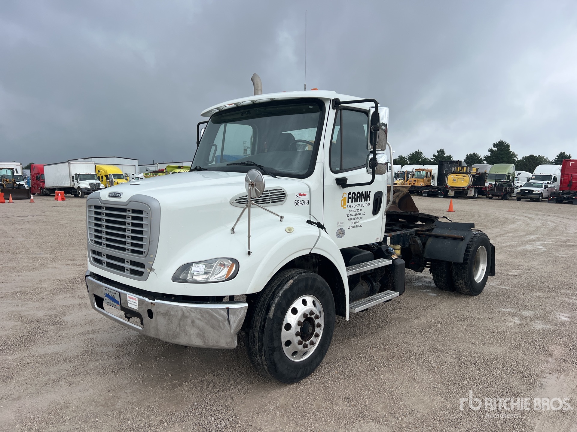 2018 Freightliner M2 112 4x2 S/A Day Cab Truck Tractor