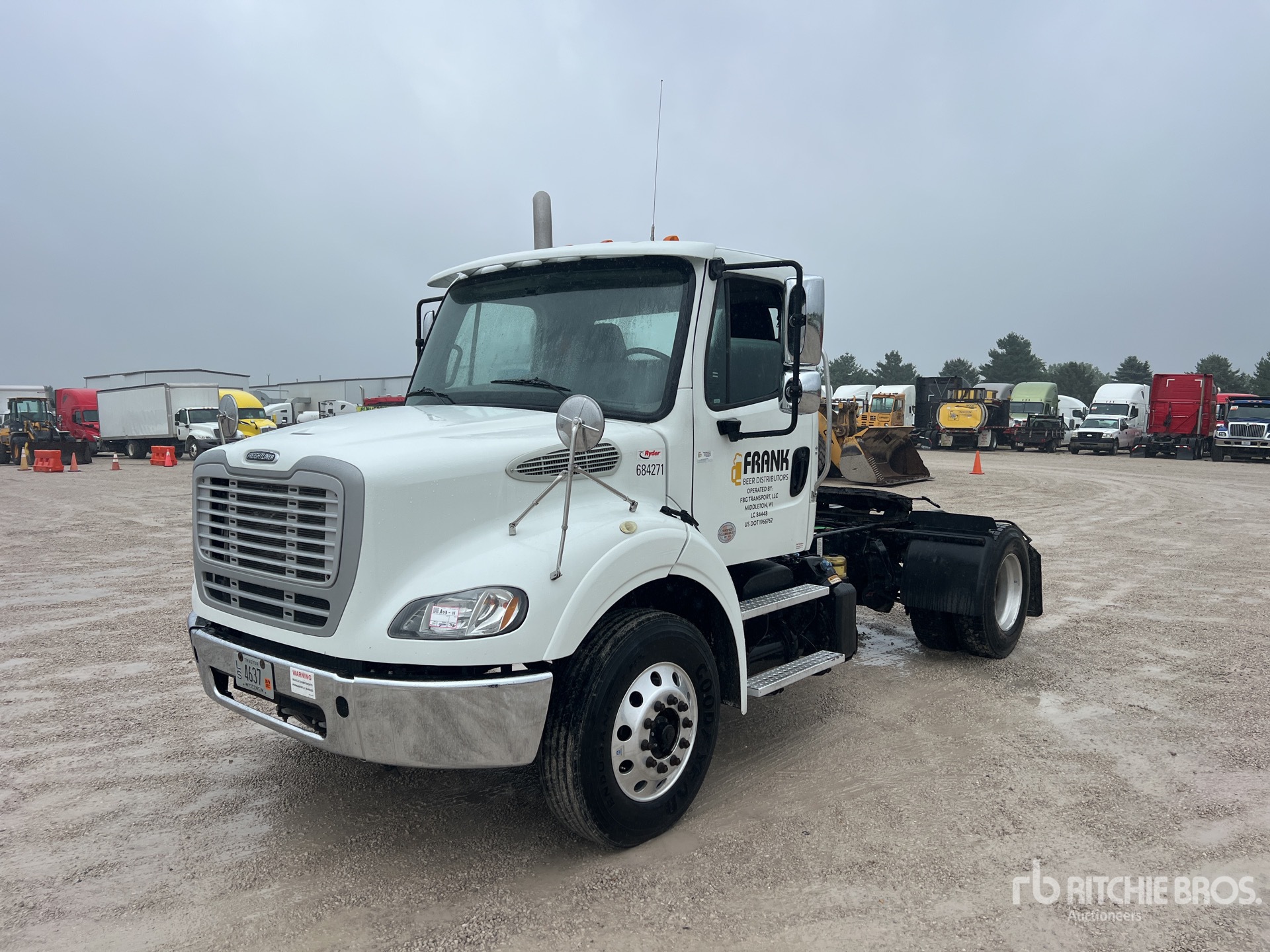 2018 Freightliner M2 112 4x2 S/A Day Cab Truck Tractor