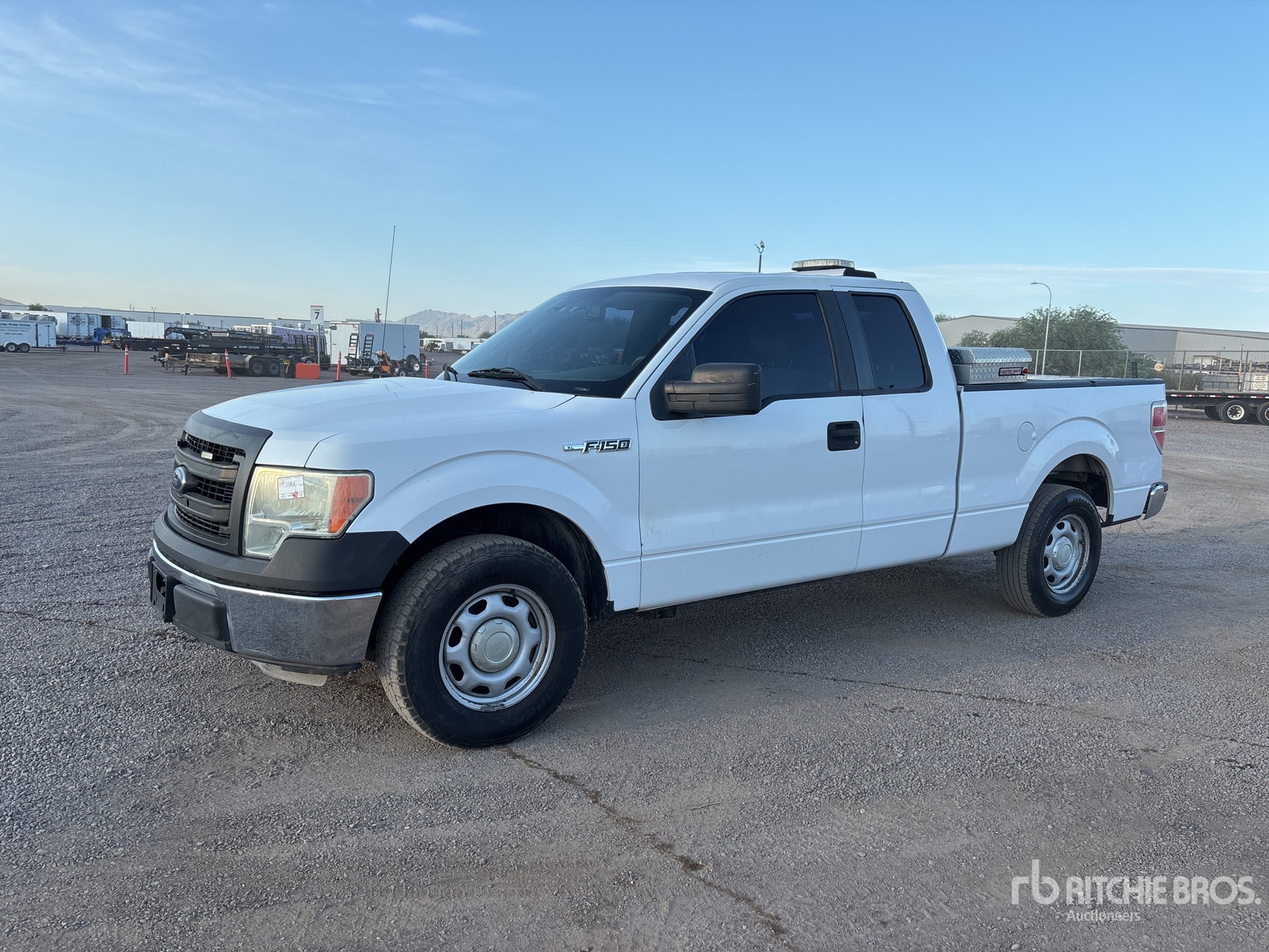2014 Ford F-150 XL 4x2 Extended Cab Pickup