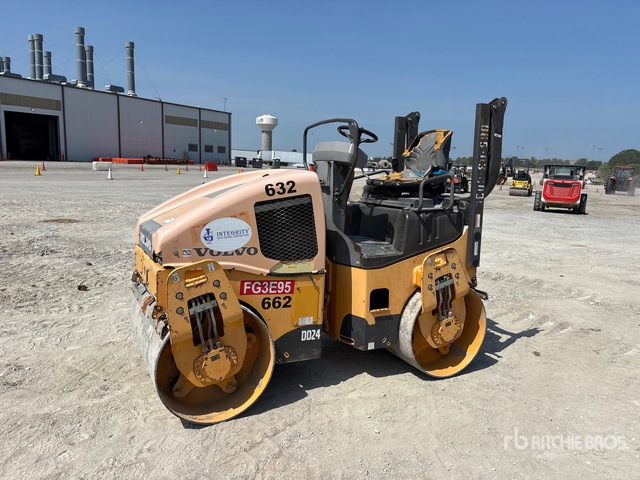 2011 Volvo DD24 Double Drum Roller