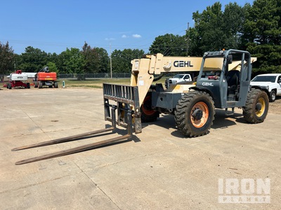 2017 Gehl RS12-42 Telehandler