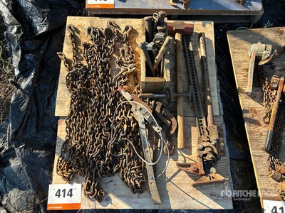 Chains, Sledge Hammer & High Lift Jack