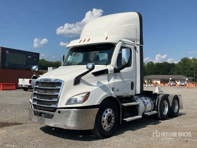 2021 Freightliner Cascadia 116 6x4 Ciągnik siodłowy T/A z kabiną dzienną