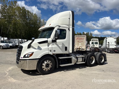 2021 Freightliner Cascadia 116 6x4 Cabeza Tractora Cabina Corta
