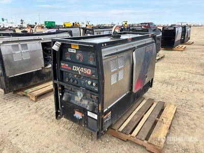 2015 Lincoln DX450 400 A Engine Driven Welder
