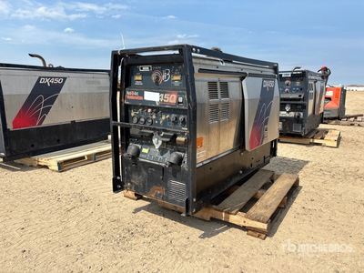 2013 Lincoln DX450 400 A Engine Driven Welder