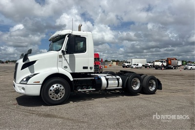 2023 Volvo VNR300 6x4 T/A Dagcabine Trekker