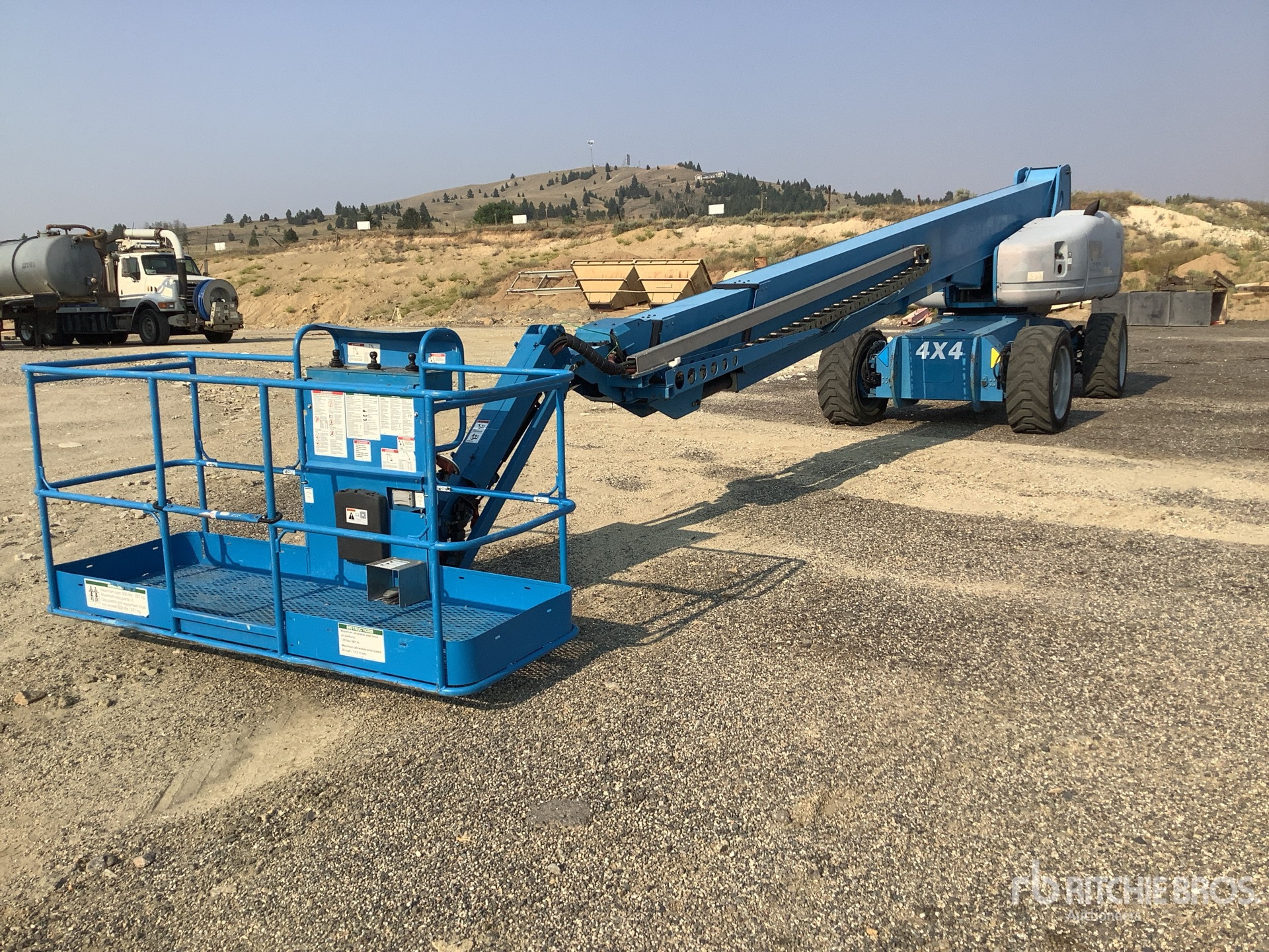 2010 Genie S125 4WD Diesel Telescopic Boom Lift