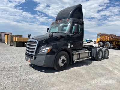 2019 Freightliner Cascadia 6x4 T/A Sleeper Truck Tractor